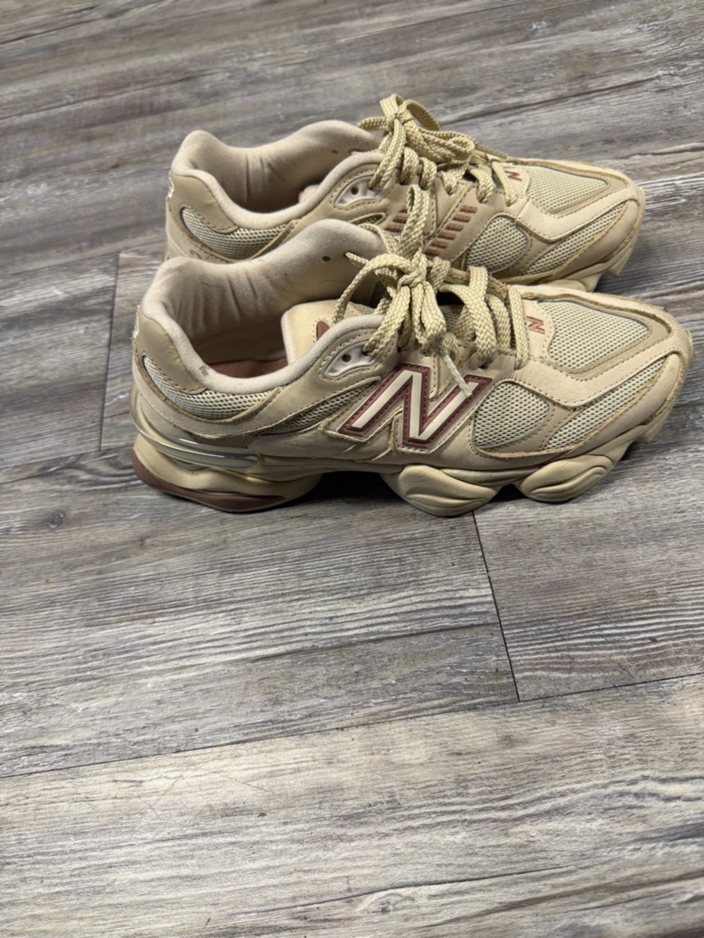 New Balance 9060